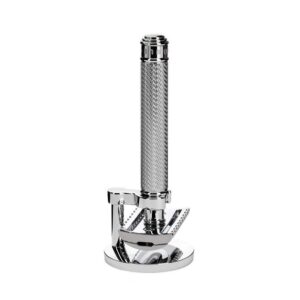 MÜHLE Shaving Set - Safety Razor with Open Comb and Chrome Metal Stand,MÜHLE Rasierset – Rasierhobel mit offenem Kamm und verchromtem Metallständer
